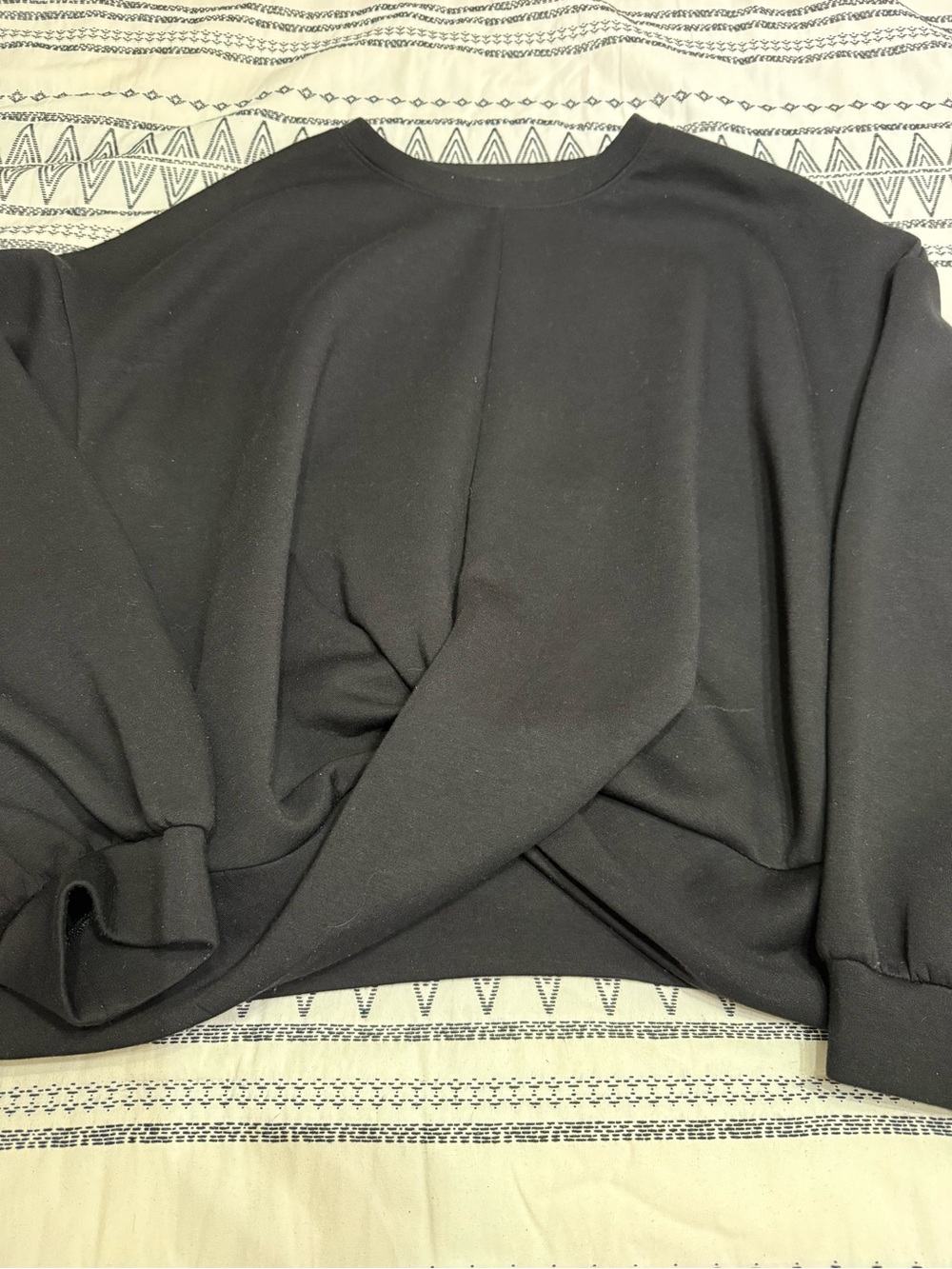 Old Navy Black Bounce Fleece Sweatshirt